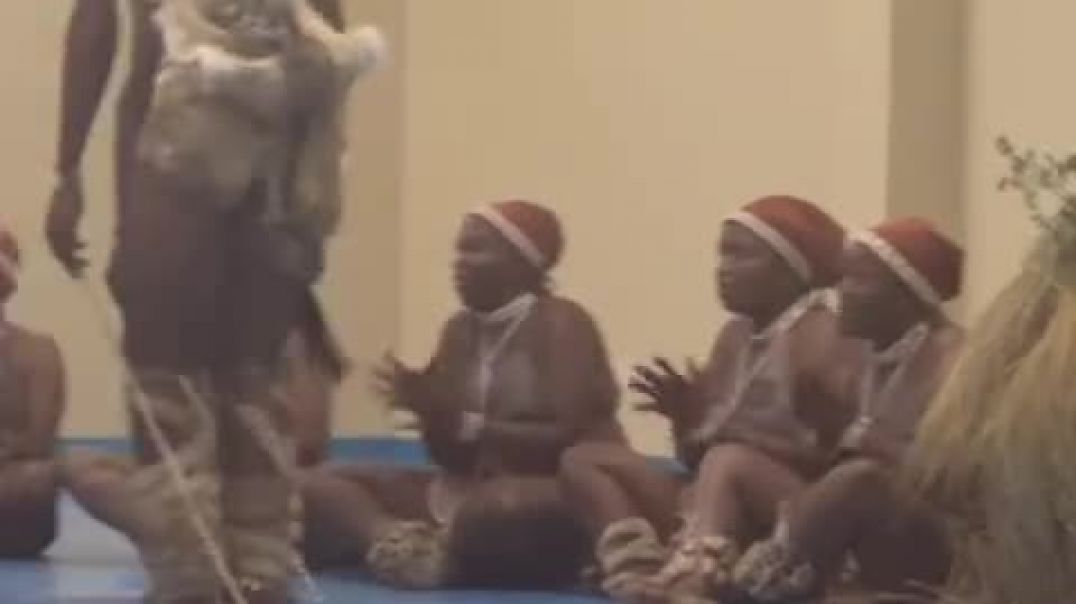 Boteti traditional dance group, Xere